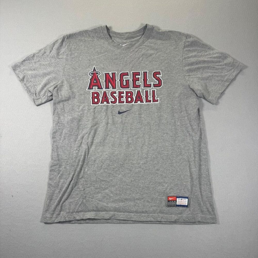 Nike Men's Grey T-shirt